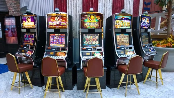jutawanbet slot platform interface showing sportsbook and live-dealer sections